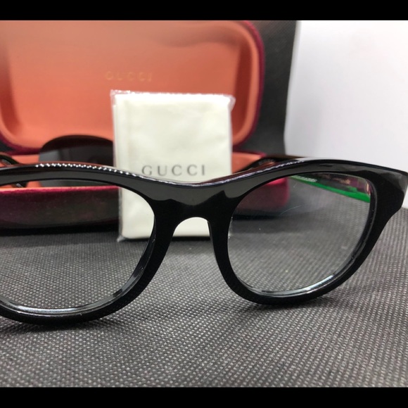 Gucci Sunglasses - Picture 3 of 7